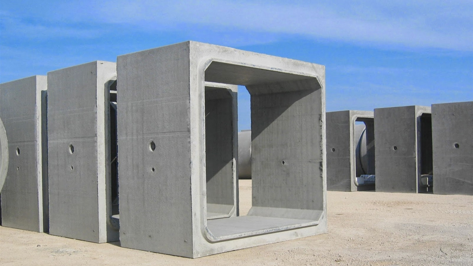 Cong-hop-duc-san-la-pham-chu-luc-cua-Chau-Minh